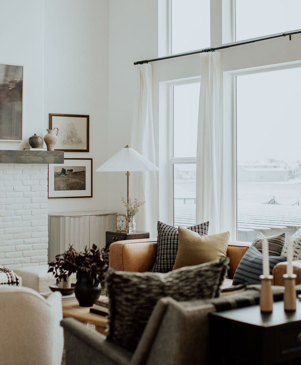 Revitalize Your Home: Fresh Spring Decor Ideas with our Throw Pillows and Blankets