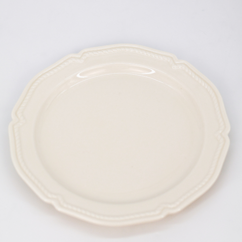 Plato de comedor blanco básico de 10"