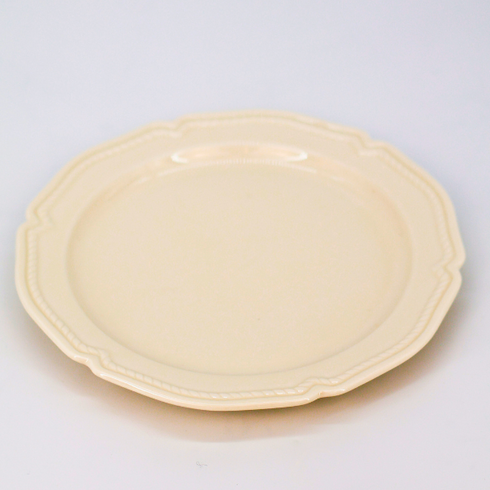 Plato de comedor blanco básico de 10"