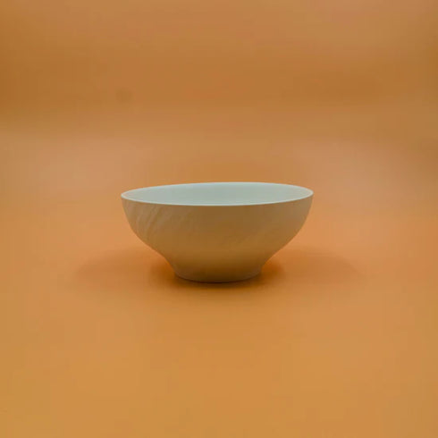 Textured Raised Base Bowls