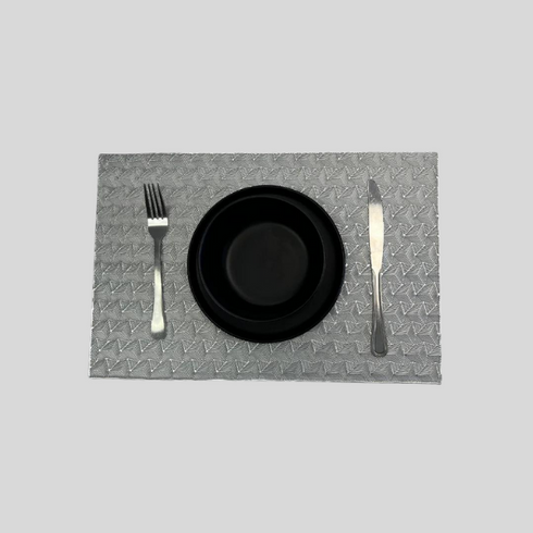 Metallic Triangle Pattern Placemats (Set of 6)