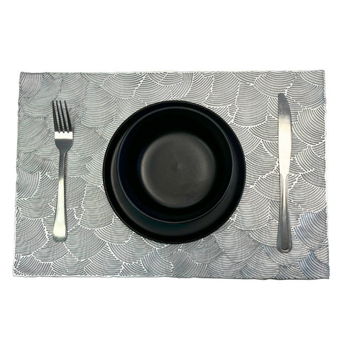 Plastic Placemats - Wave Design (Set of 6)
