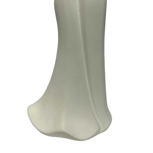 this is a picture of the bottom part of the lovers statue