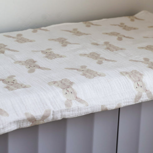 Boucle Home 100% Cotton Babies' Blanket | White with Fluffy Bunny Pattern 39" x 39"